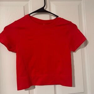 All in Motion crop tee size XS